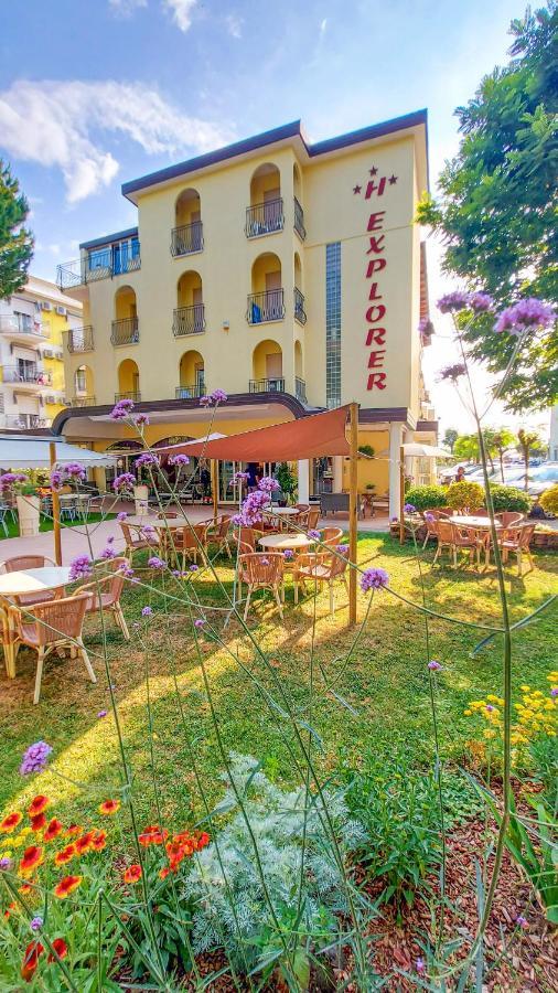 Hotel Explorer Cervia Exterior foto
