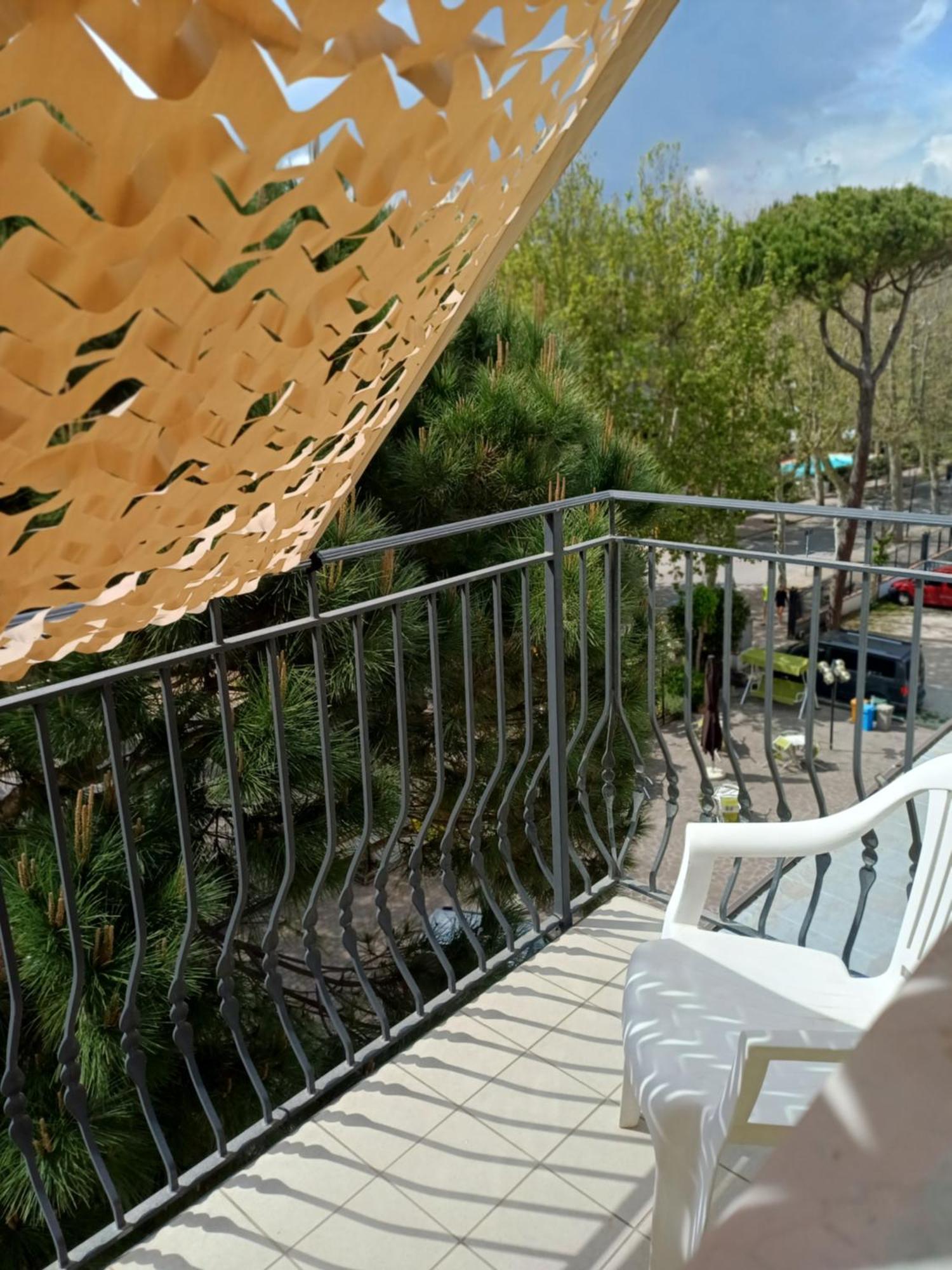 Hotel Explorer Cervia Exterior foto